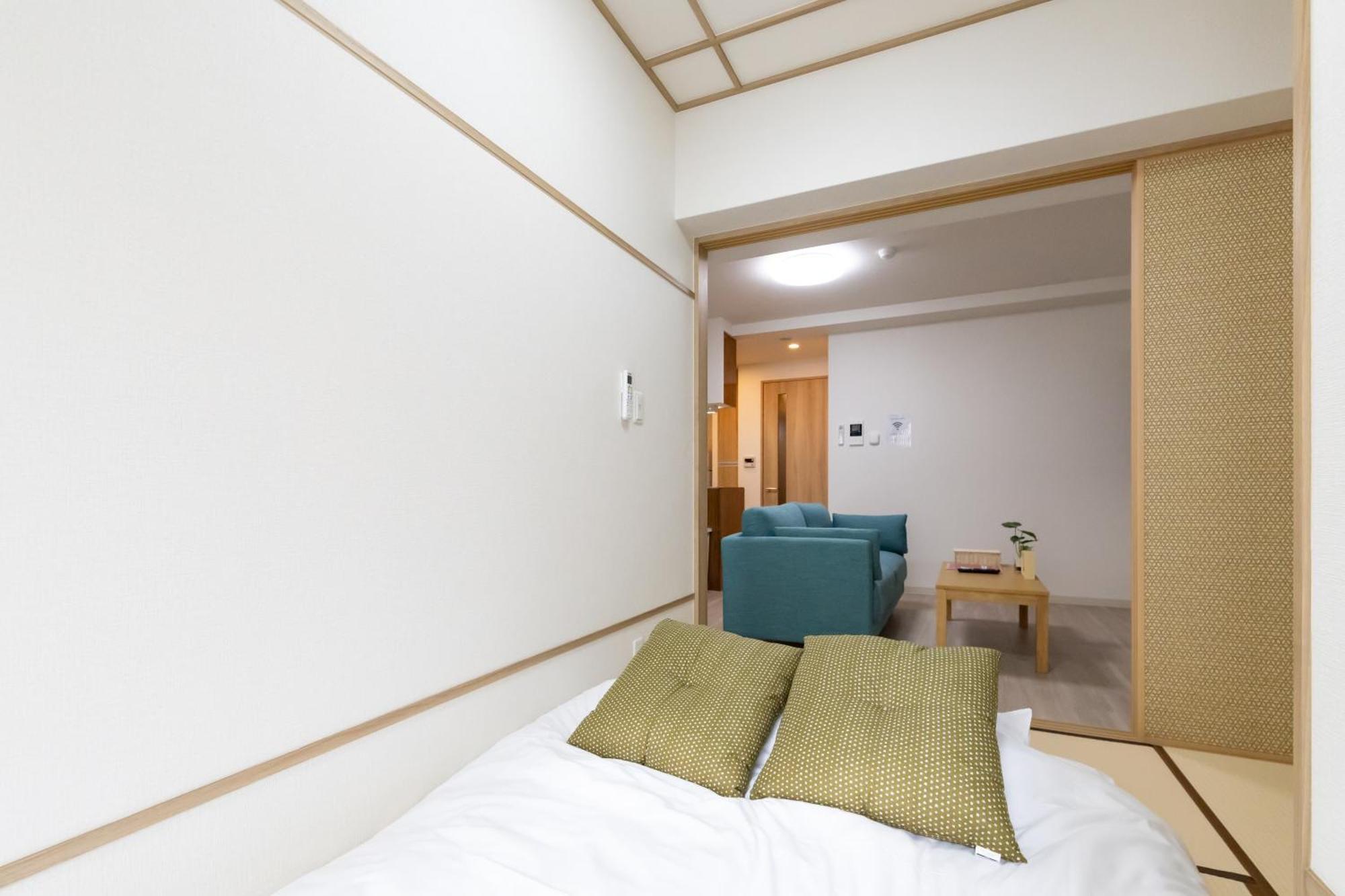 H2H Shinsaibashi Daire Osaka Dış mekan fotoğraf